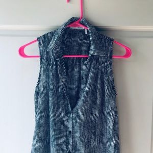 BODY CENTRAL Patterned Top